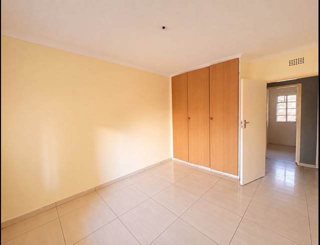 4 BEDROOM HOUSE FOR SALE IN VAALPARK